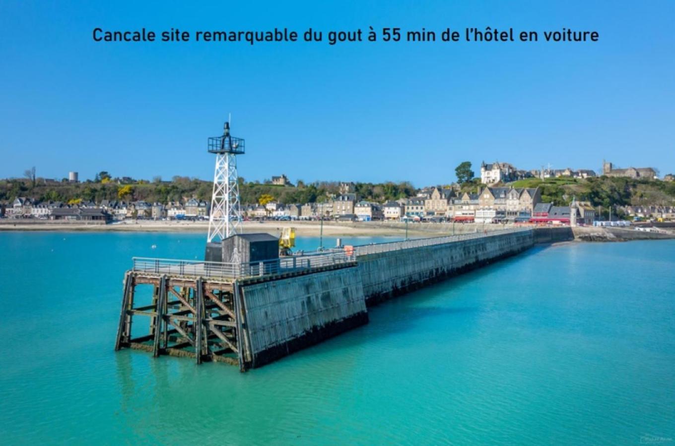 Brit Hotel Piscine & Spa - Fougeres Lecousse Exterior foto